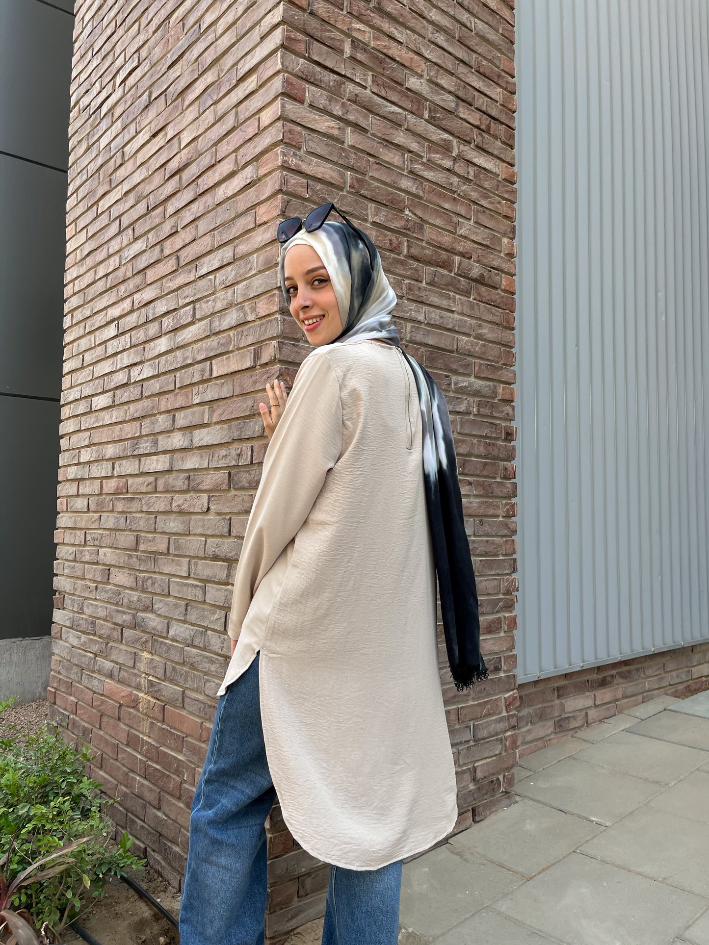 Basic Mid length - Beige