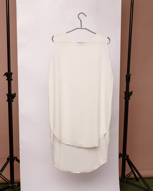 Basic sleeveless mid-length - white
